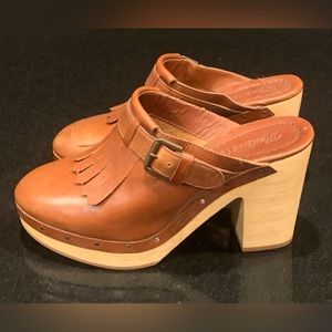 Madewell Kiltie Leather Clogs, Size 8.5